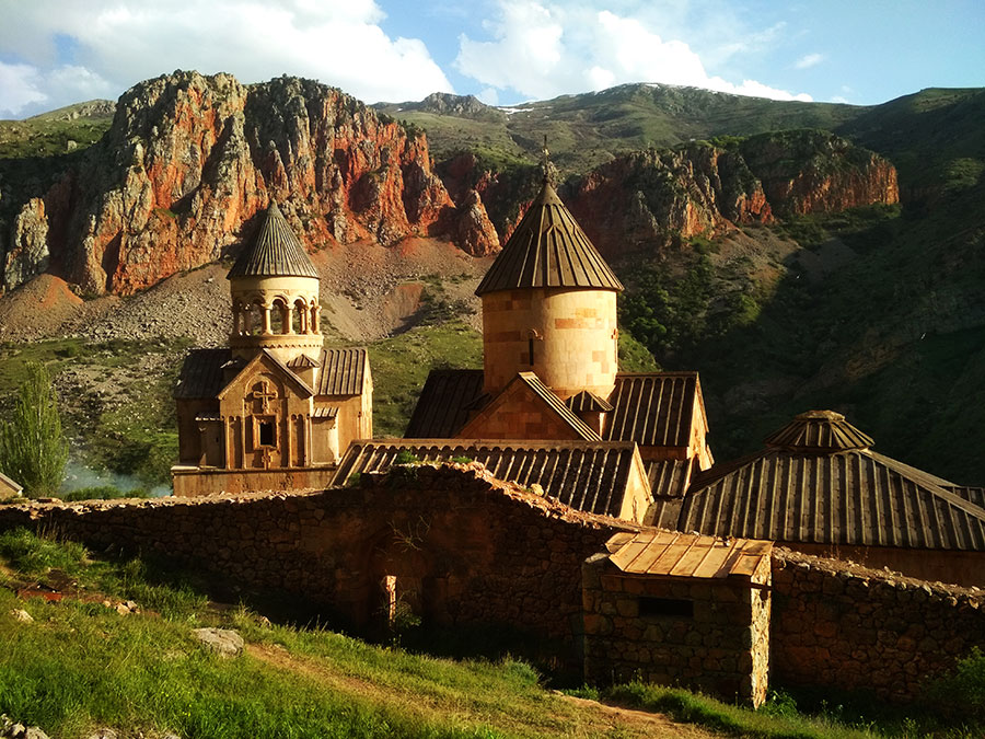 noravank-armenia-monasterio