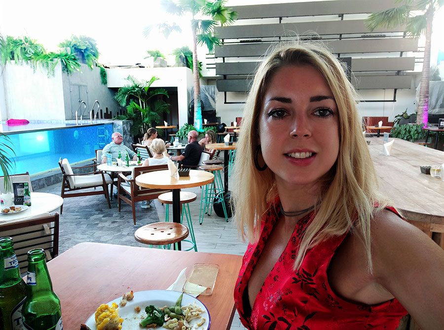 salir-fiesta-kuta-buffet