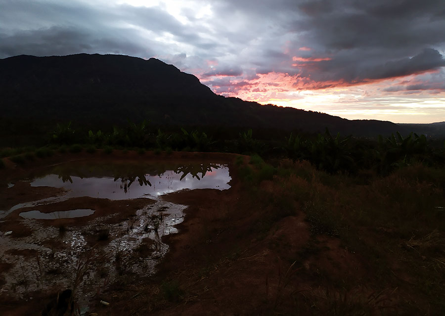 atardecer aldea pakse