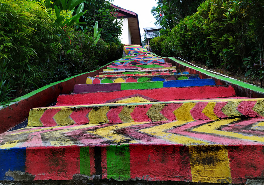 escaleras-colores-tana-toraja